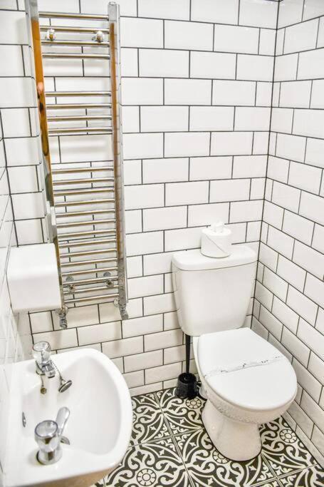 The Getaway Apartment Weymouth Bagian luar foto